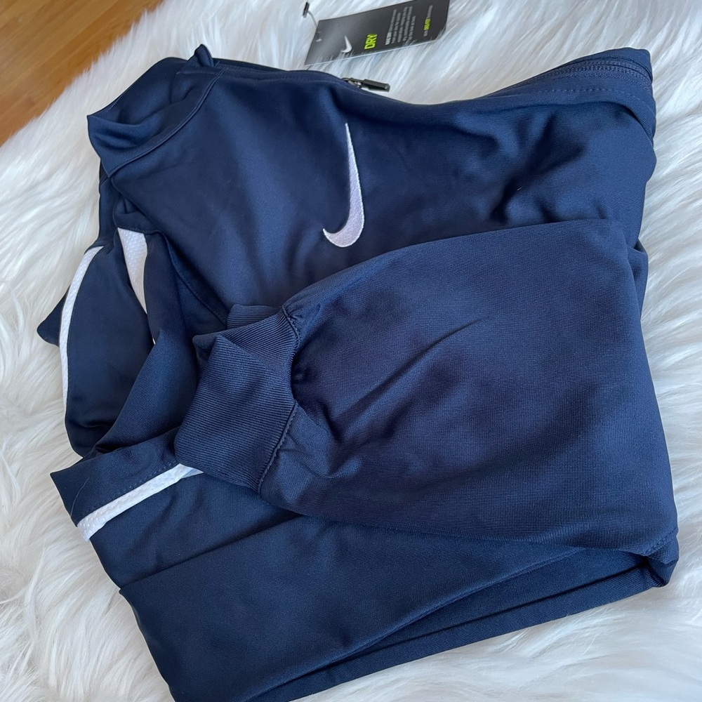 Nike dri-fit jacket black s